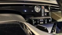 Peugeot 5008 Hybrid 145ch GT e-DCS6 — photo 24