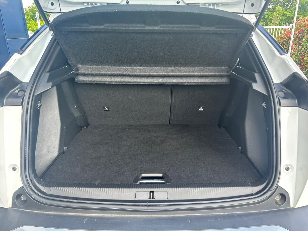 Peugeot 2008 1.2 puretech 130ch s&s allure — photo 6