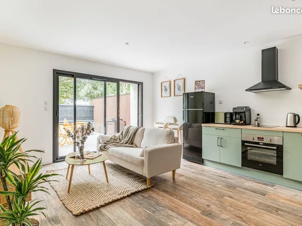 T3 neuf - sécurisé - cinéma privée - Jacuzzi - 36 m² de terrasse