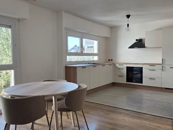 Appartement 4 pièces 82 m²