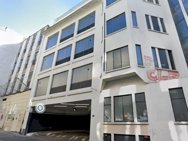 Loue parking - 13m²