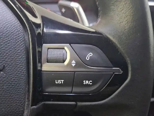 Peugeot 2008 puretech 130 s&amp;s eat8 — photo 49