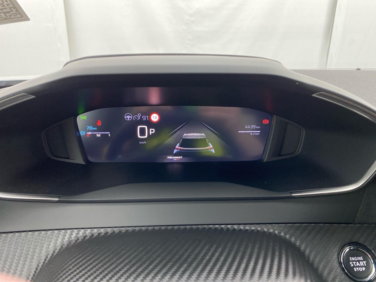 Peugeot 2008 hybrid 145 ch e-dcs6 allure — photo 13