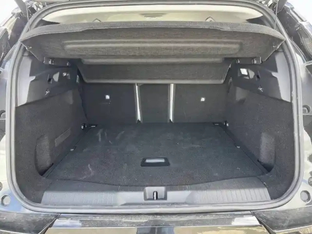 Citroën C5 Aircross hybride rechargeable 195 e-eat7 — photo 6
