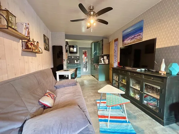 Appartement T2 meublé parfaitement équipé avec grande terras