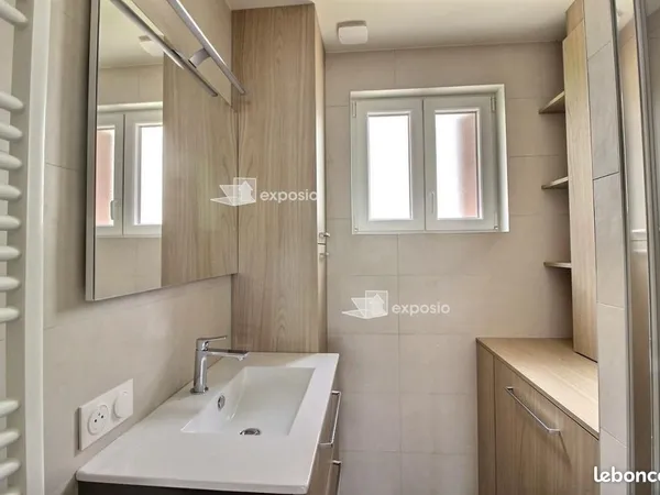 Appartement 4 pièces 93 m²
