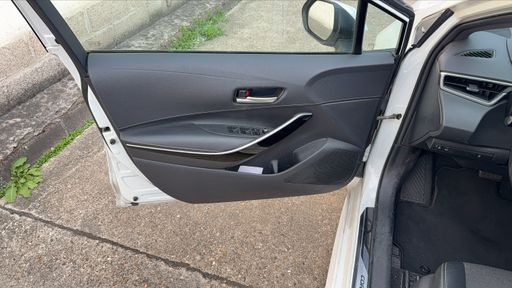 Toyota Corolla 1.8 VVT-i 122 Hybrid CVT - Design Pack – 2021 – 90035 km – Hybride essence – Boîte Automatique — photo 36