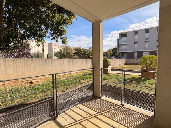 Local commercial 138 m²