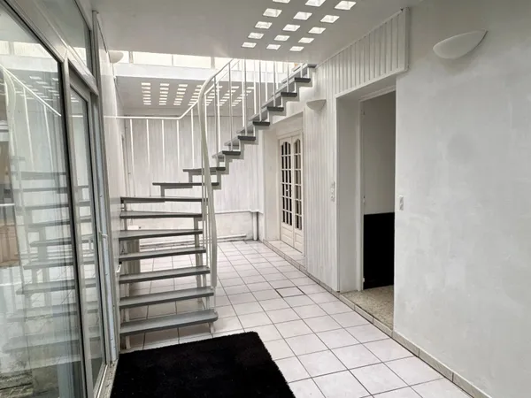 Maison 5 pièces 177 m²