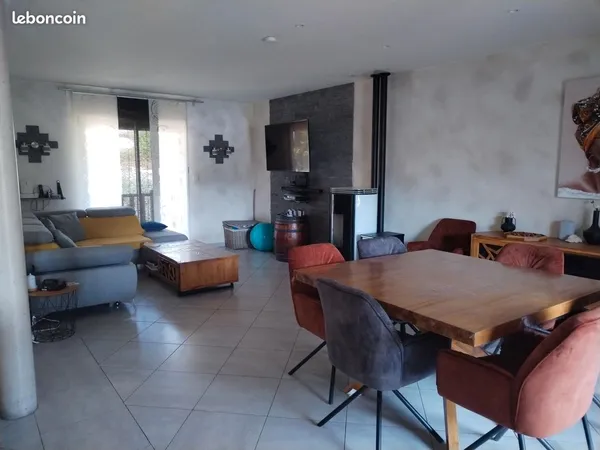 Maison 6 pièces 160m²