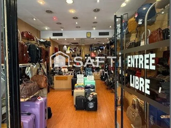 Local commercial 100 m² PARIS 6E ARRONDISSEMENT