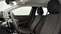 Peugeot 208 1.2 Hybrid 110ch Style e-DCS6 — photo 12