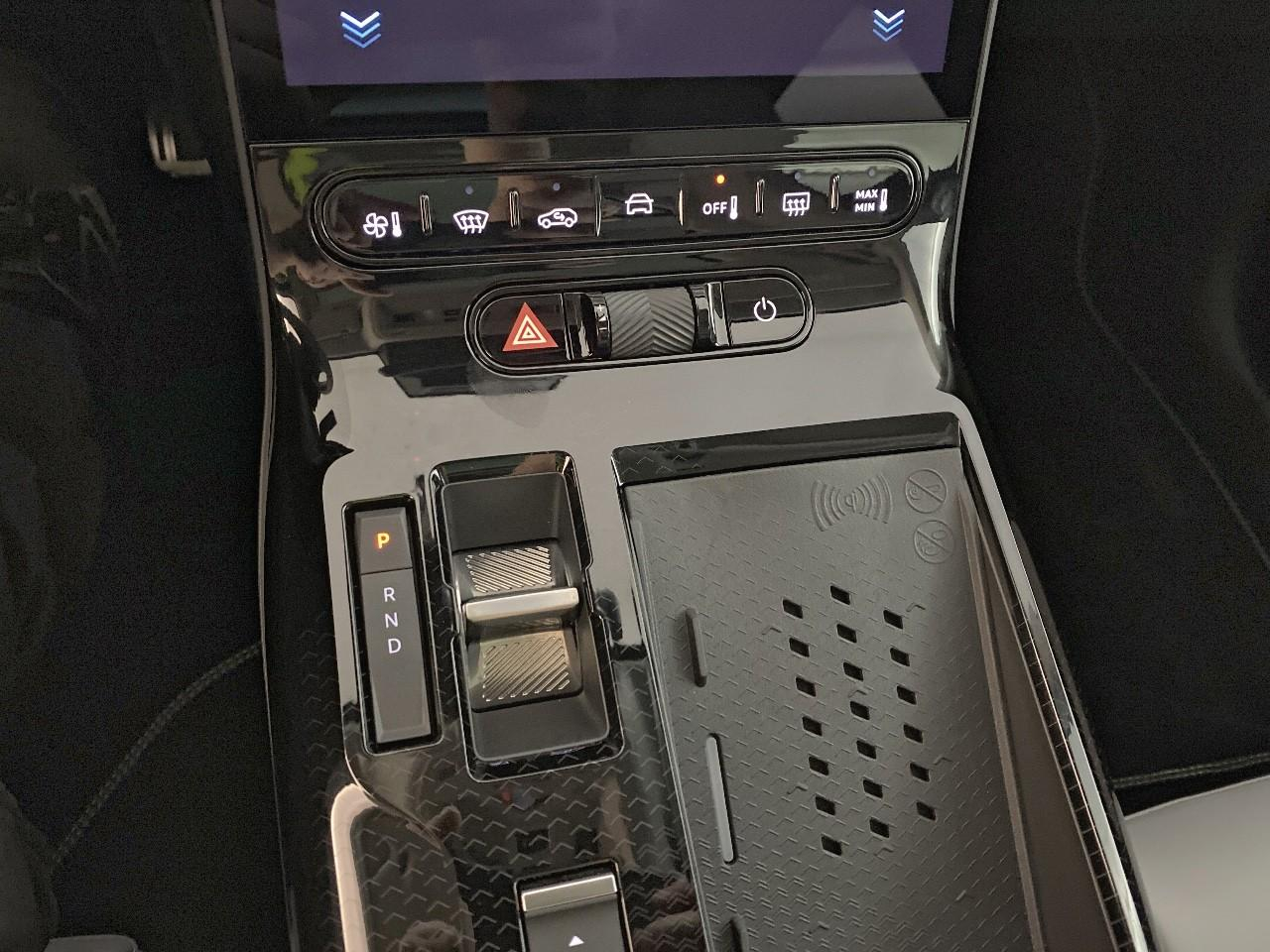 Citroën C5 Aircross e-c5 aircross 210 ch autonomie confort max — photo 15
