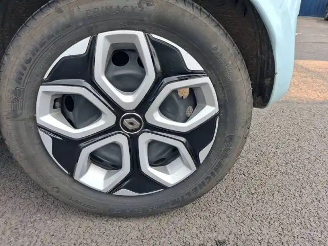 Renault Twingo iii sce 65 — photo 19