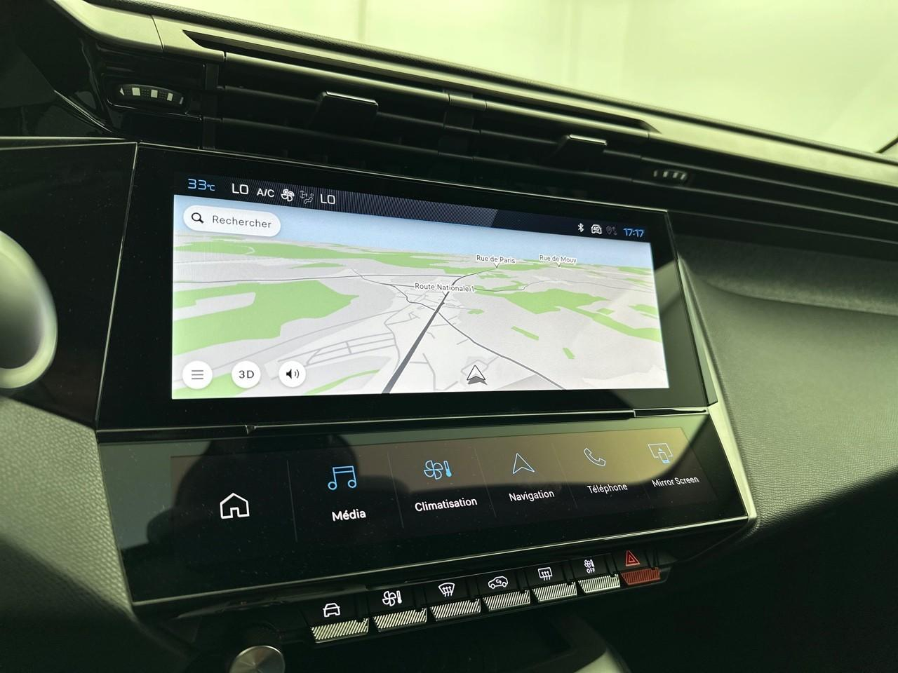 Peugeot 308 hybrid 145 e-dcs6 allure — photo 13