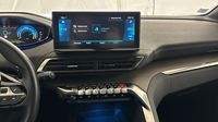 Peugeot 3008 HYBRID4 300ch GT Pack e-EAT8 — photo 19