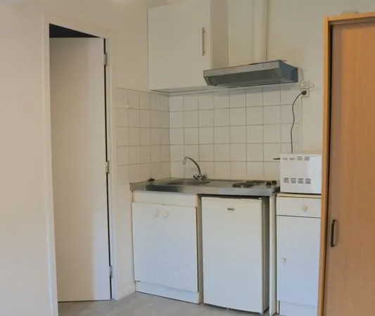 Appartement 1 pièce 14 m²