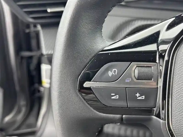 Peugeot 2008 puretech 100 s&amp;s bvm6 — photo 81