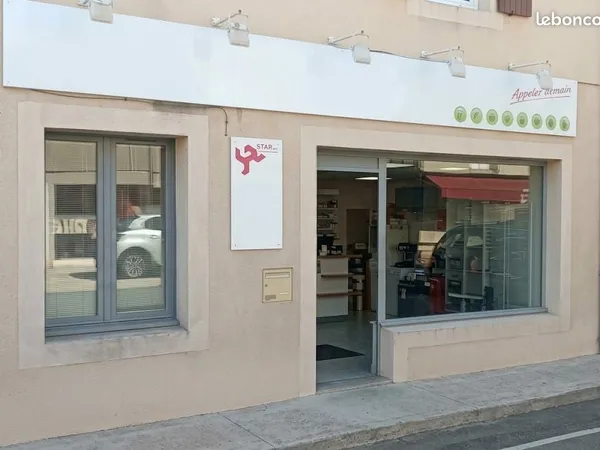 A louer local commercial 180m2