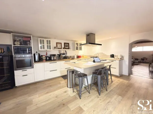 Appartement 4 pièces 116 m²