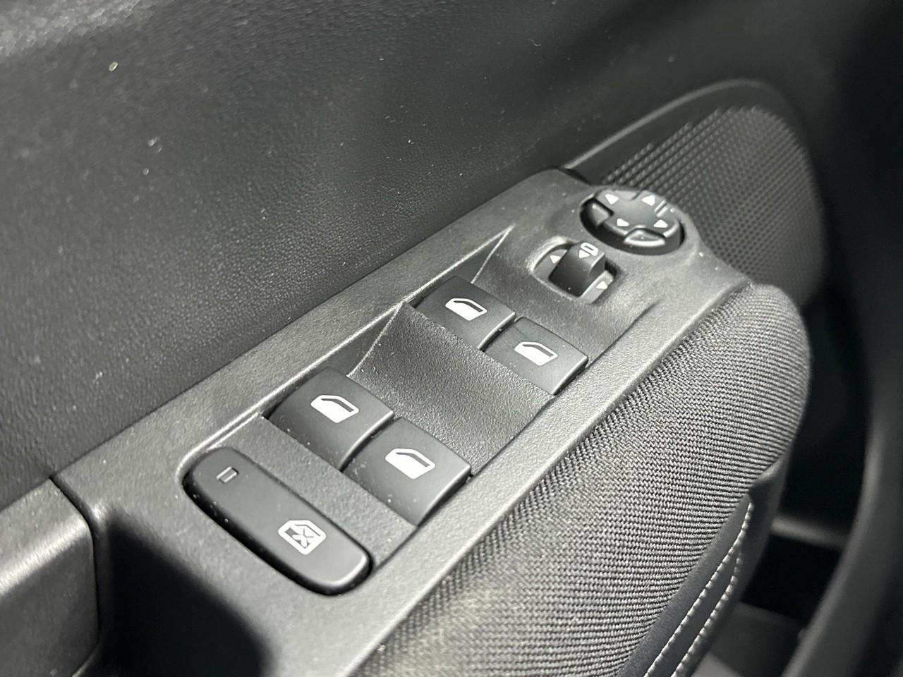 Citroën C3 Aircross puretech 110 s&s bvm6 rip curl — photo 17