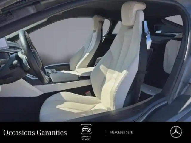 Bmw I8 362ch — photo 12