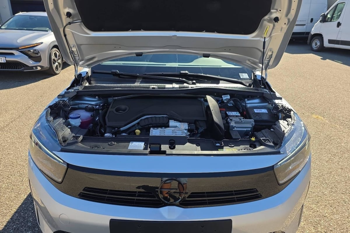 Opel Corsa — photo 26