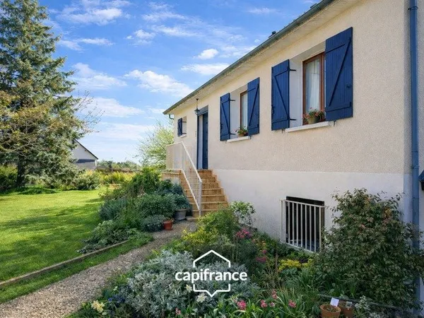 Charmant pavillon avec sous-sol, terrasse et jardin arboré - Proche La Charité-sur-Loire