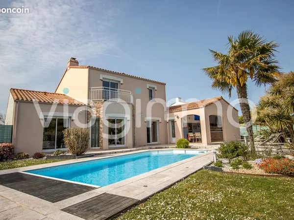 Maison en viager 9 pièces 199 m²