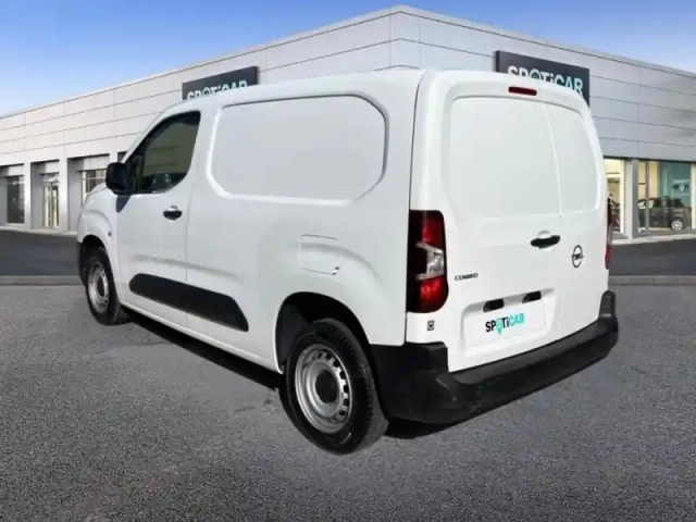 Opel Combo cargo m 650kg bluehdi 100ch s&amp;s pack premium connect — photo 7
