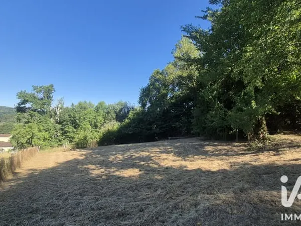 Terrain 1500 m²