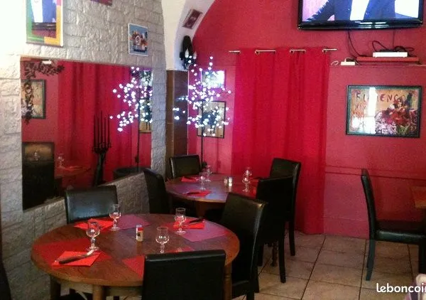Vends fond de commerce bar restaurant traditionnel