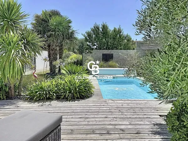 Les Sables-d'Olonne - Maison contemporaine avec piscine, 5 chambres et double garage