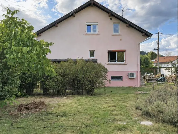 Saint-Léonard - EXCLUSIVITÉ Maison de 140 m2 avec terrain de 1 080 m2