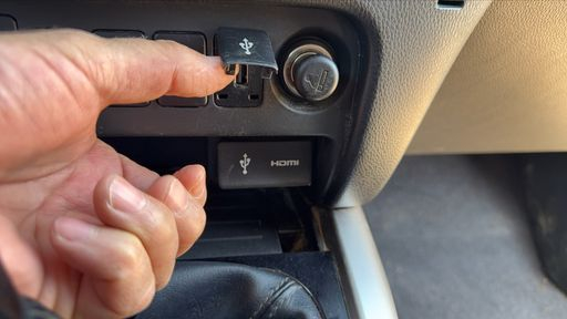 Mitsubishi L200 2.4 DI-D 181 4WD - Intense Connect – 2018 – 165157 km – Diesel – Boîte Manuelle — photo 14