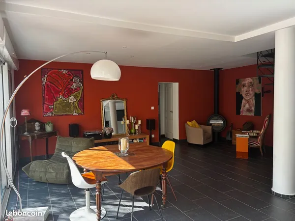 Maison - 6 pièces - 155 m²