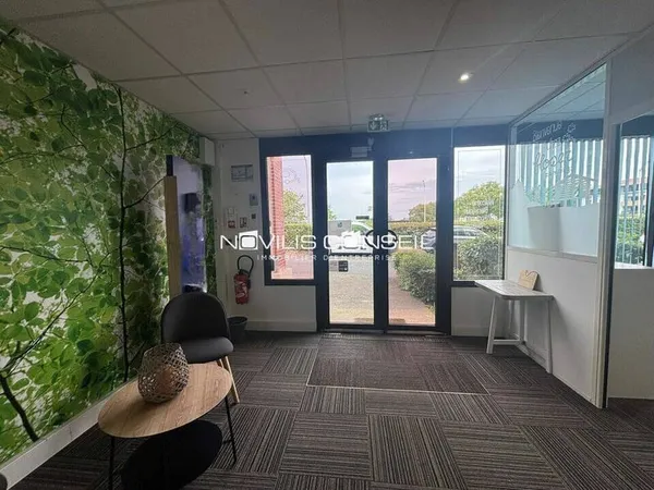 Bureaux 426 m²