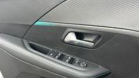 Peugeot 208 1.2 PureTech 100ch S&S Allure EAT8 — photo 19