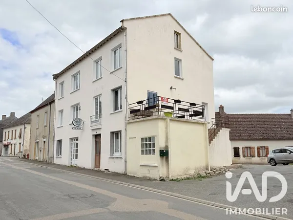 Maison de village 14 pièces 286 m²