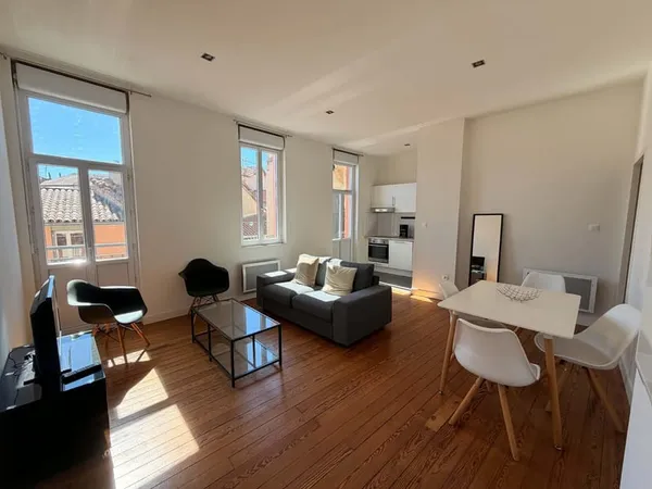 ARCOLE, T3 MEUBLE de 52,57 m2