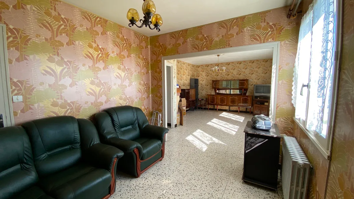 Photo 3