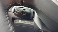 Peugeot 2008 1.2 PureTech 100ch S&S Allure Pack — photo 18
