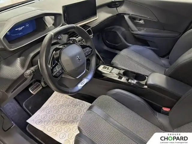 Peugeot 2008 puretech 130 s&amp;s eat8 — photo 2