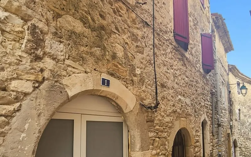 Photo 3