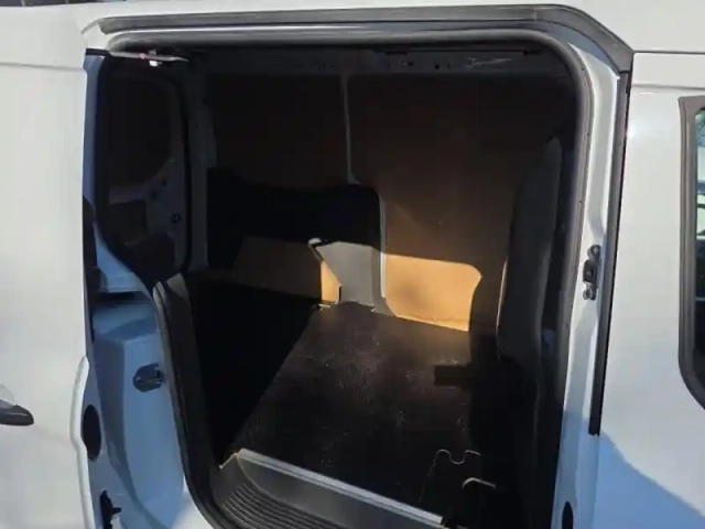 Ford Transit Connect l2 1.0e 100ch e85 trend — photo 12
