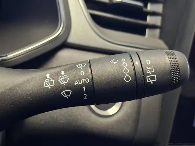 Renault Captur eco-g 100 ch — photo 37
