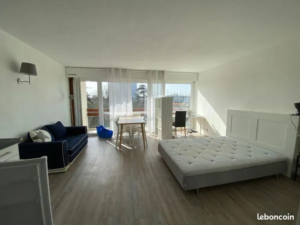 Appartement T1 meublé 32 m² - Balcon + Parking - Bordeaux Tram A