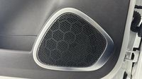 Renault Captur 1.2 TCe 120ch energy Intens EDC — photo 29
