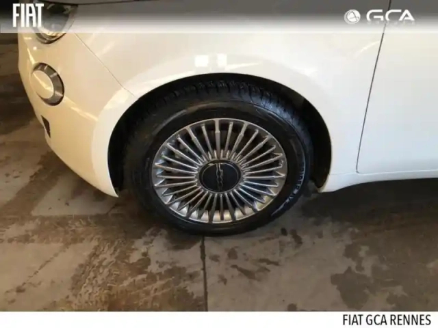 Fiat 500 e 118ch icône — photo 4