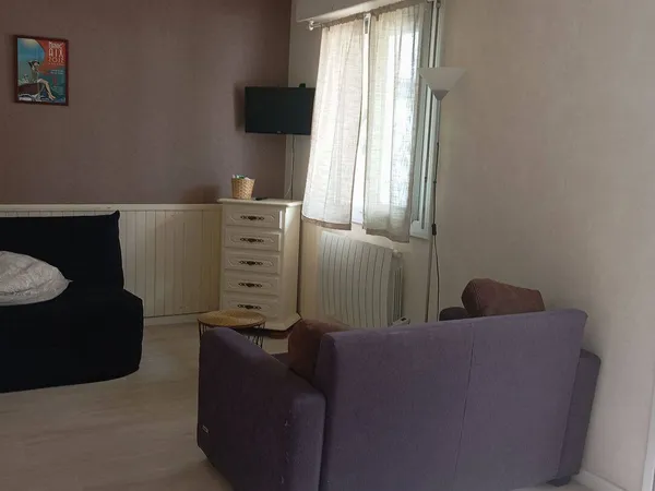 Studio 1 pièce 24 m²